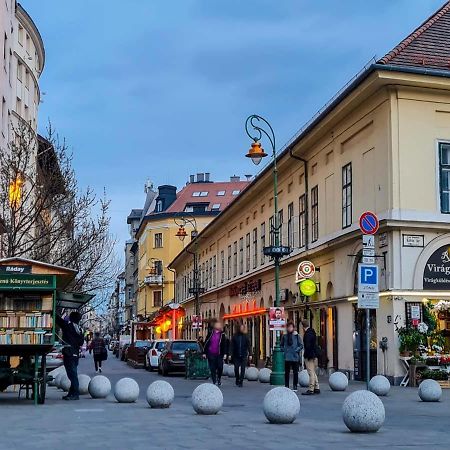 Kriszti Lägenhet Budapest Exteriör bild