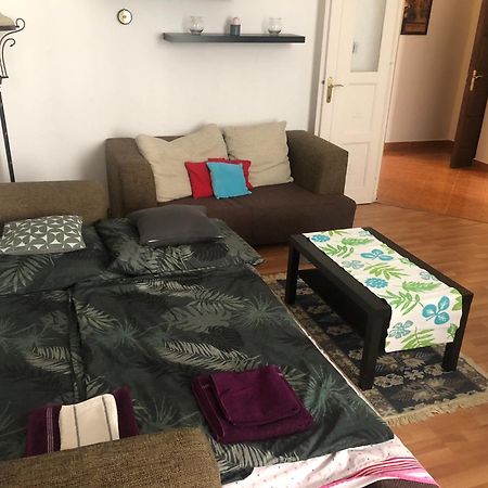 Kriszti Lägenhet Budapest Exteriör bild